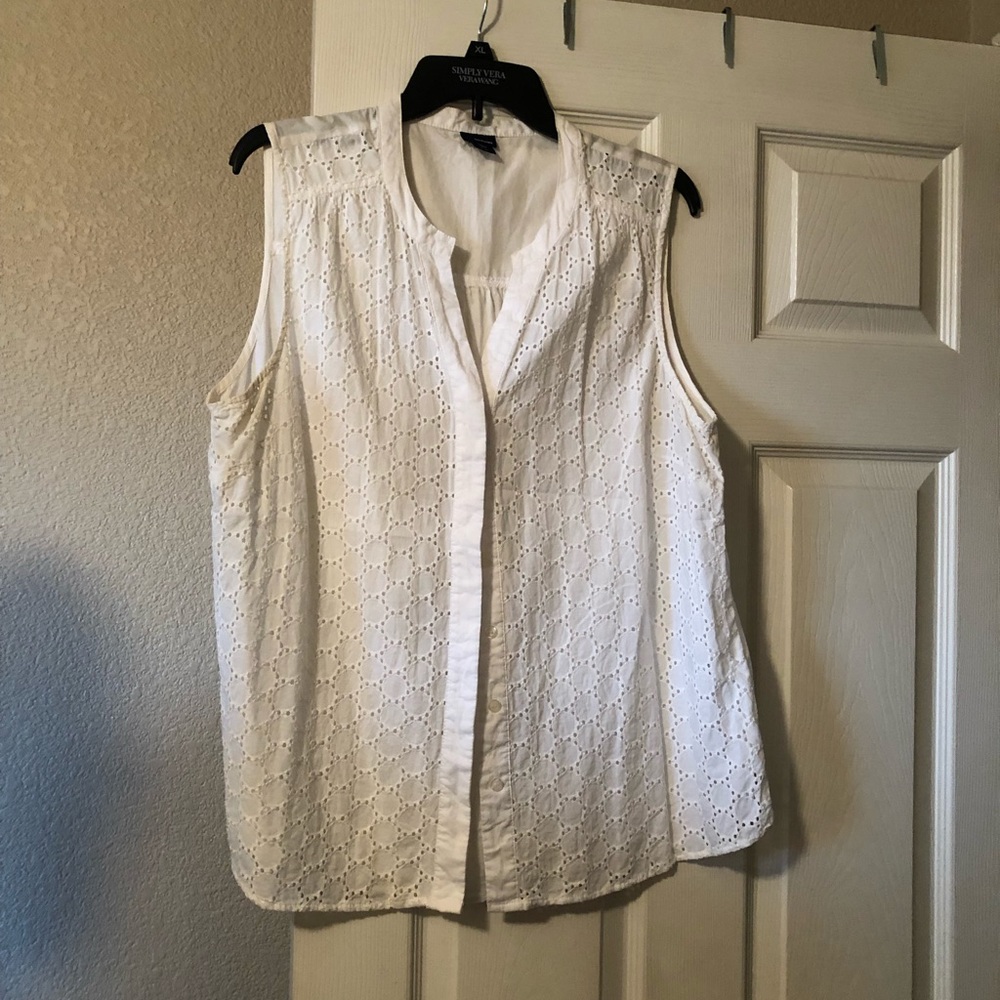 Eyelet
